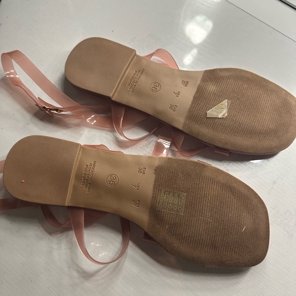 Pink flat sandals from Bakers size 7 - Picture 4 of 4